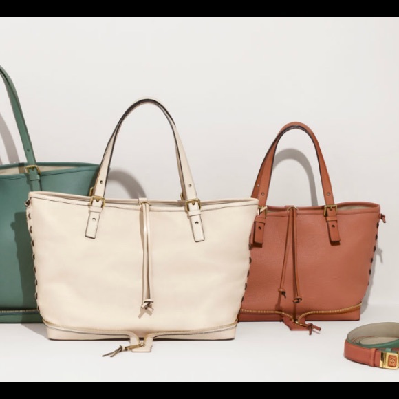 Chloe Ellen Tote Bag - Picture 7 of 7